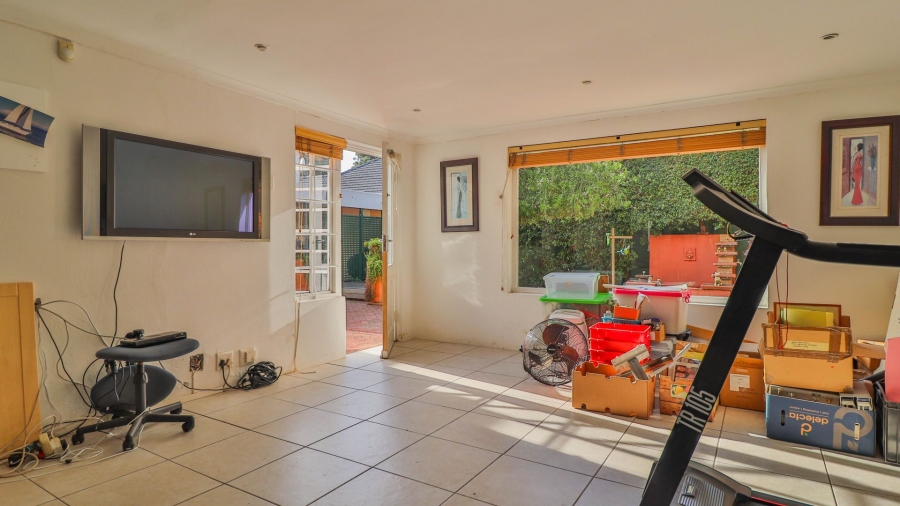 3 Bedroom Property for Sale in Pinelands Western Cape